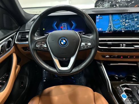 Used 2023 BMW i4 eDrive35 w/ Premium Package RWD image 16