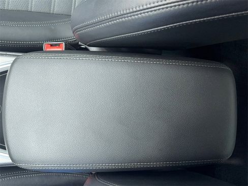 Used 2022 Alfa Romeo Giulia Veloce image 35