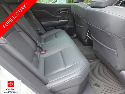Used 2024 Toyota Crown AWD/4WD image 17