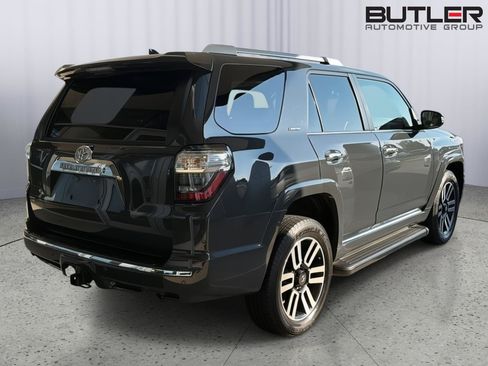 Used 2024 Toyota 4Runner Limited AWD/4WD image 6
