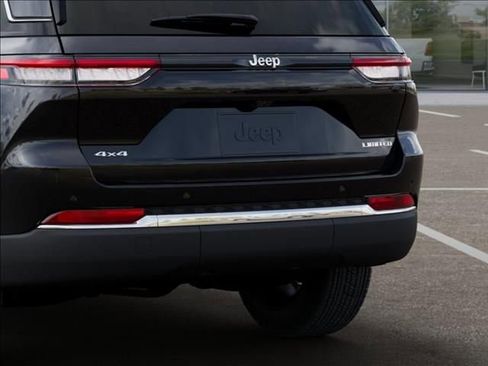 New 2026 Jeep Grand Cherokee Limited image 13