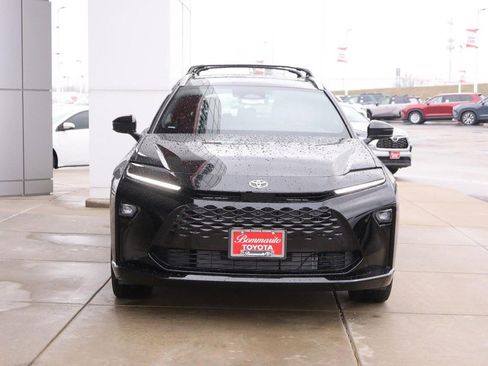 New 2026 Toyota Crown Signia image 4