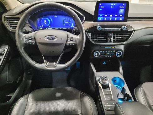 Used 2020 Ford Escape Titanium AWD/4WD image 22