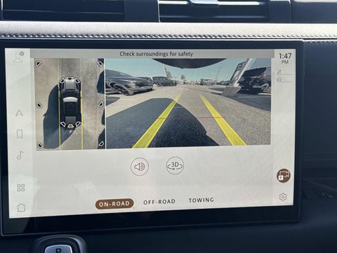 Used 2024 Land Rover Defender 110 X image 24