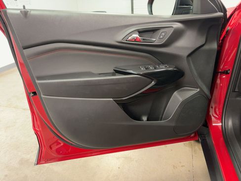 New 2026 Chevrolet Trax RS w/ Sunroof Package image 12