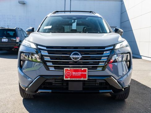 New 2026 Nissan Rogue Platinum AWD/4WD image 2