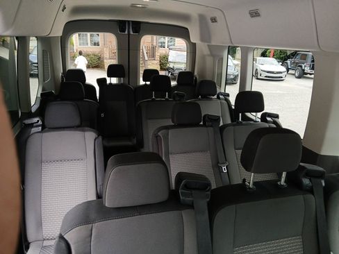 Used 2024 Ford Transit 350 XLT RWD image 10