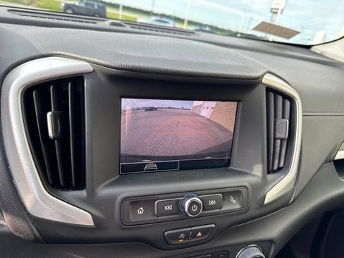 Used 2023 GMC Terrain SLE w/ Driver Convenience Package AWD/4WD image 22