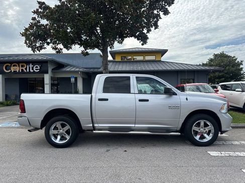 Used 2015 RAM 1500 Express AWD/4WD image 8