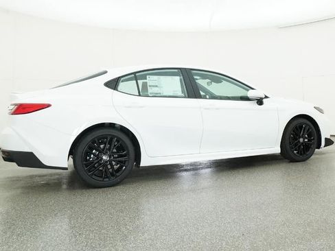 New 2026 Toyota Camry SE image 26