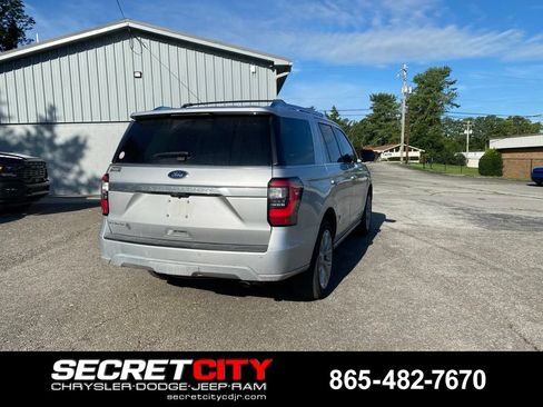 Used 2018 Ford Expedition Platinum AWD/4WD image 5