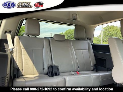 Used 2020 Ford Expedition XLT w/ Equipment Group 202A AWD/4WD image 16