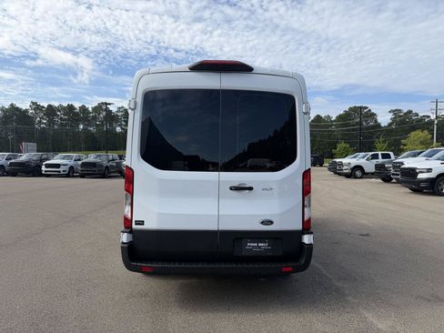 Used 2023 Ford Transit 350 XLT RWD image 5
