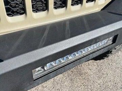 Used 2020 Jeep Gladiator Sport w/ Quick Order Package 24S image 8