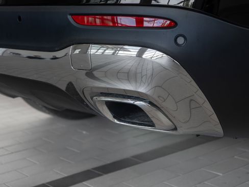 Used 2024 Mercedes-Benz GLB 250 GLB 250 w/ Exclusive Package image 28