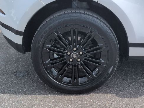 Used 2025 Land Rover Range Rover Evoque S image 13