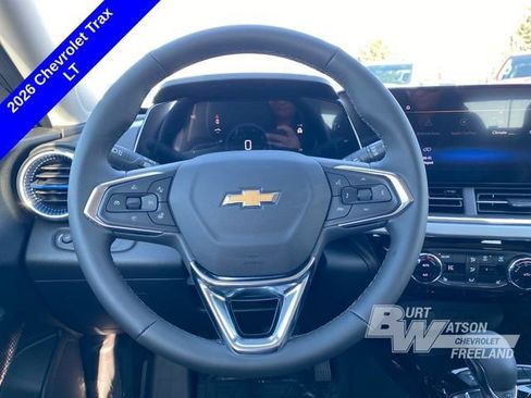 New 2026 Chevrolet Trax LT w/ Driver Confidence Package image 18