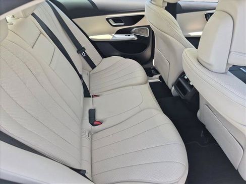 Used 2026 Mercedes-Benz E 350 Sedan image 22