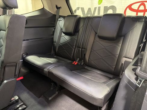 Used 2025 Volkswagen Atlas SE image 22
