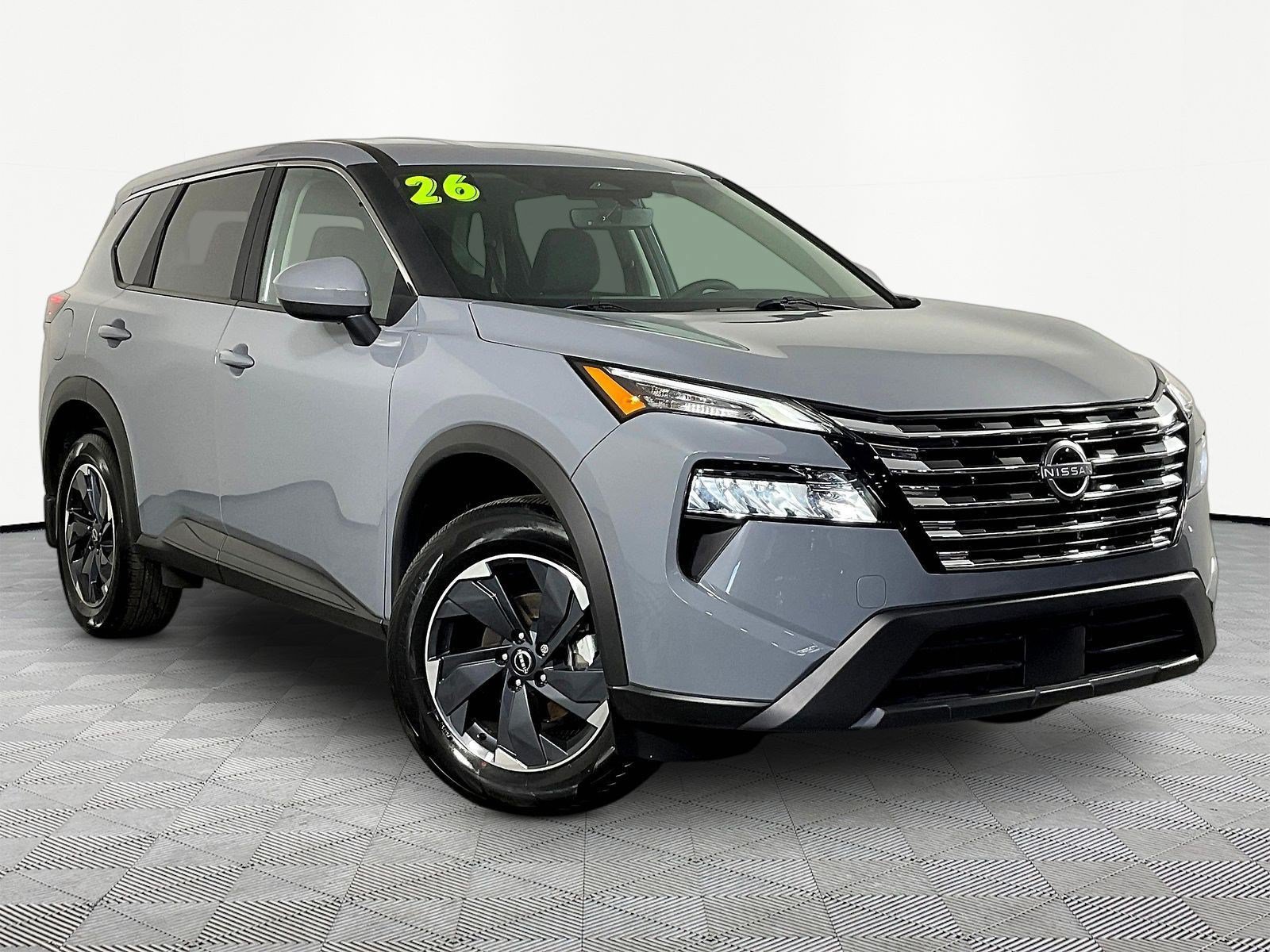 Used 2026 Nissan Rogue SV AWD/4WD image 3