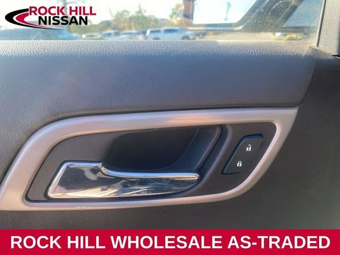 Used 2016 GMC Yukon Denali w/ Open Road Package image 11