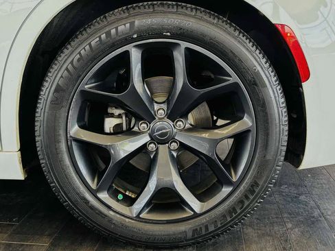 Used 2022 Chrysler 300 S w/ Comfort Group RWD image 24