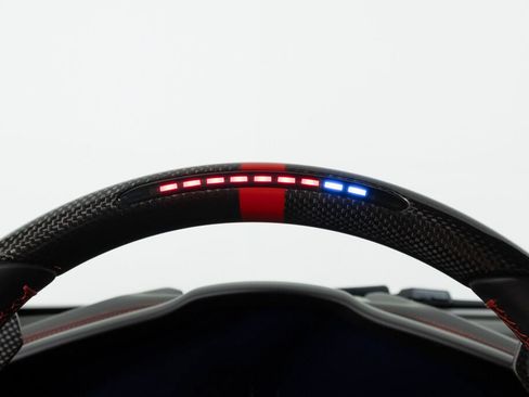 Used 2025 Ferrari Purosangue AWD/4WD image 34