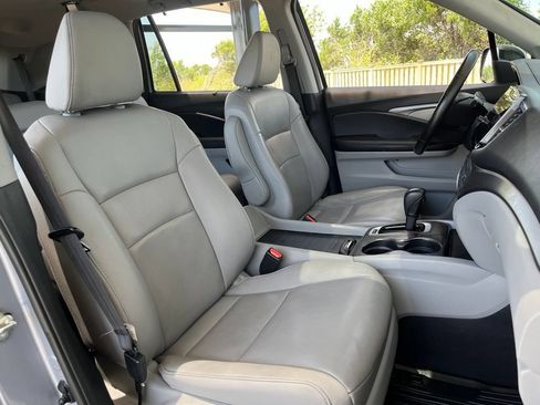 Used 2019 Honda Pilot EX-L image 29