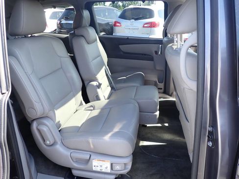 Used 2015 Honda Odyssey EX-L image 12