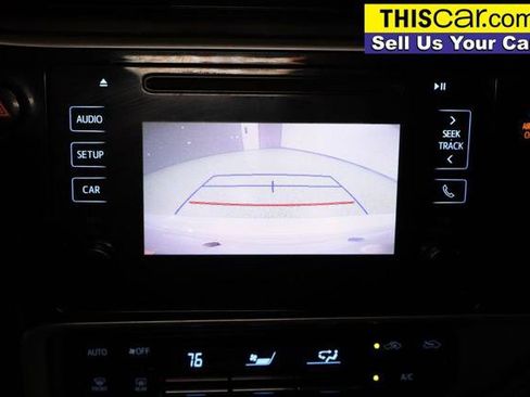 Used 2018 Toyota Corolla SE FWD image 23