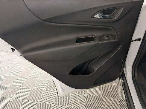 Certified 2023 Chevrolet Equinox LT w/ Driver Convenience Package image 27