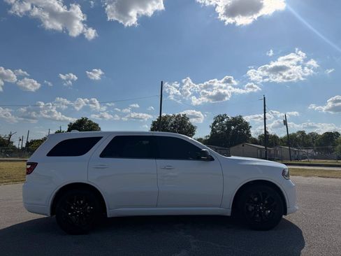 Used 2020 Dodge Durango GT RWD image 2