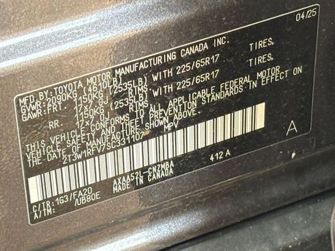 Used 2025 Toyota RAV4 XLE w/ Weather Package FWD image 30