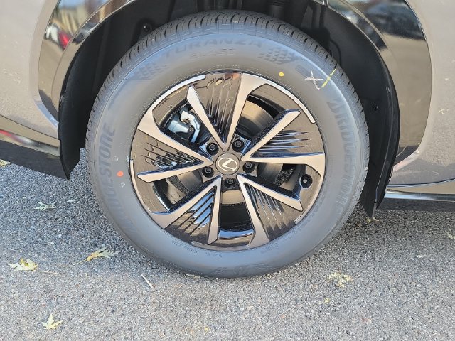 New 2026 Lexus RZ 450e AWD w/ Accessory Package (2T) image 5