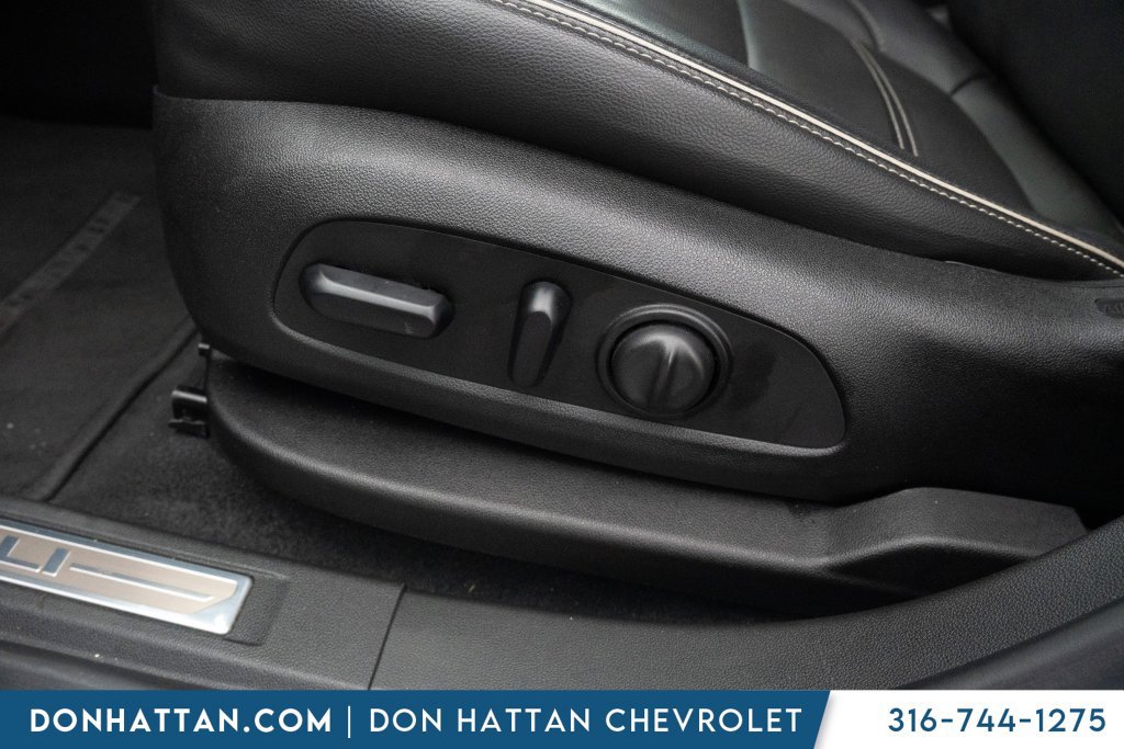 Used 2018 GMC Acadia Denali w/ Technology Package AWD/4WD image 21