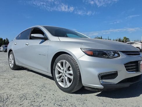 Used 2018 Chevrolet Malibu LT FWD image 10