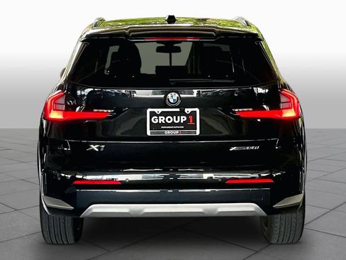 Used 2023 BMW X1 xDrive28i w/ Convenience Package AWD/4WD image 4