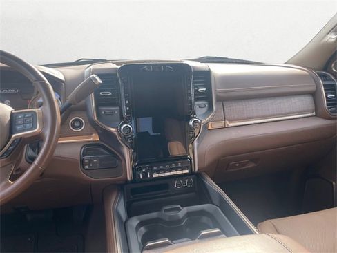 Used 2022 RAM 2500 Limited image 11