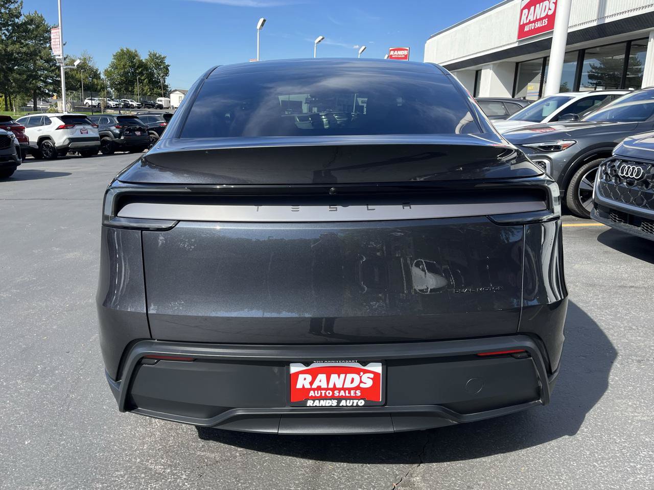 Used 2026 Tesla Model Y Long Range AWD/4WD image 6