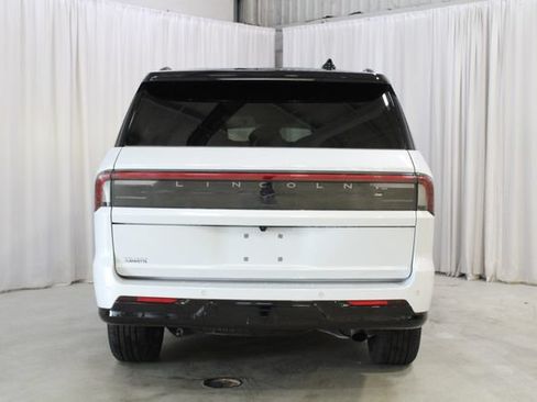 Used 2025 Lincoln Navigator Black Label AWD/4WD image 27