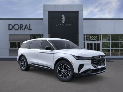 New 2026 Lincoln Nautilus Premier AWD/4WD image 7