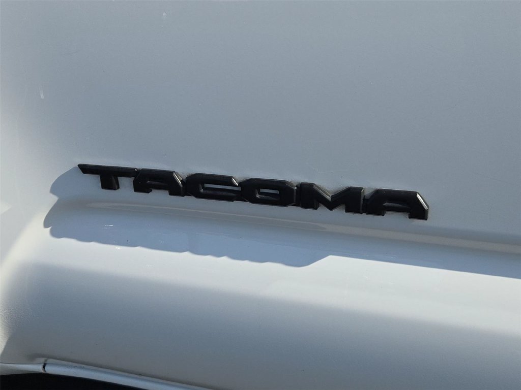 Used 2019 Toyota Tacoma SR5 RWD image 20