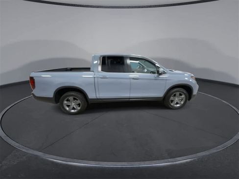Certified 2023 Honda Ridgeline RTL image 9