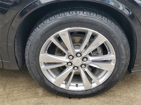 Certified 2023 Cadillac XT6 Premium Luxury w/ Technology Package image 8