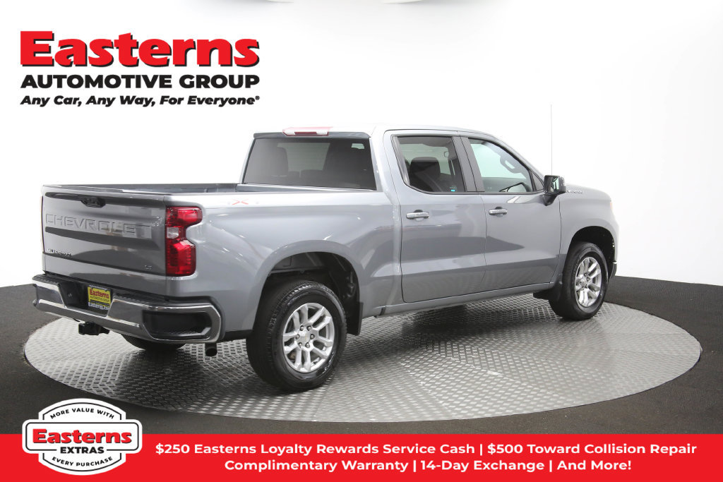 Used 2023 Chevrolet Silverado 1500 LT AWD/4WD image 44