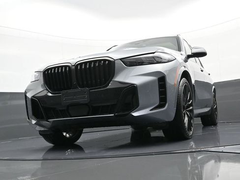 Used 2024 BMW X5 xDrive40i w/ M Sport Package image 24