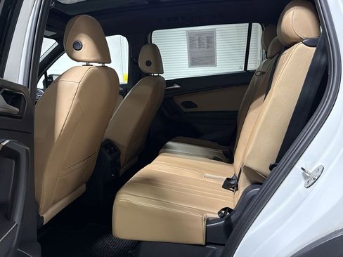 Used 2023 Volkswagen Tiguan SE R-Line image 23