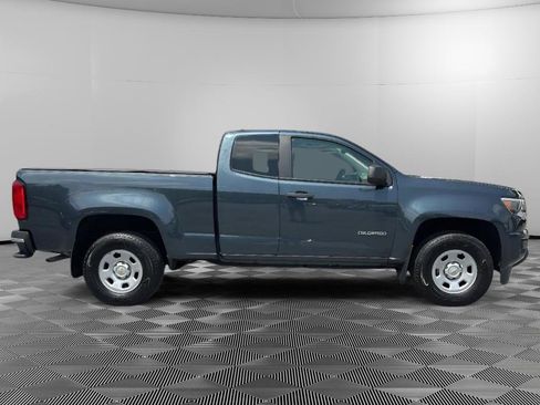 Used 2020 Chevrolet Colorado W/T w/ WT Convenience Package RWD image 6