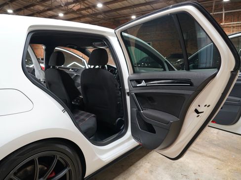 Used 2017 Volkswagen GTI S image 44