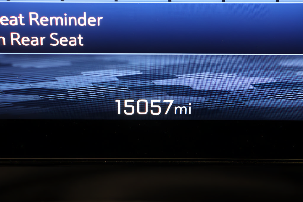 Used 2025 Chevrolet Blazer EV LT AWD/4WD image 15